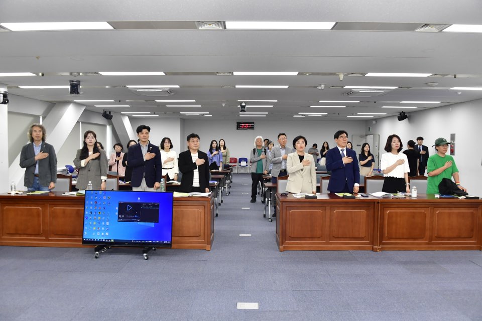 책 쓰는 도시 광주 토론회